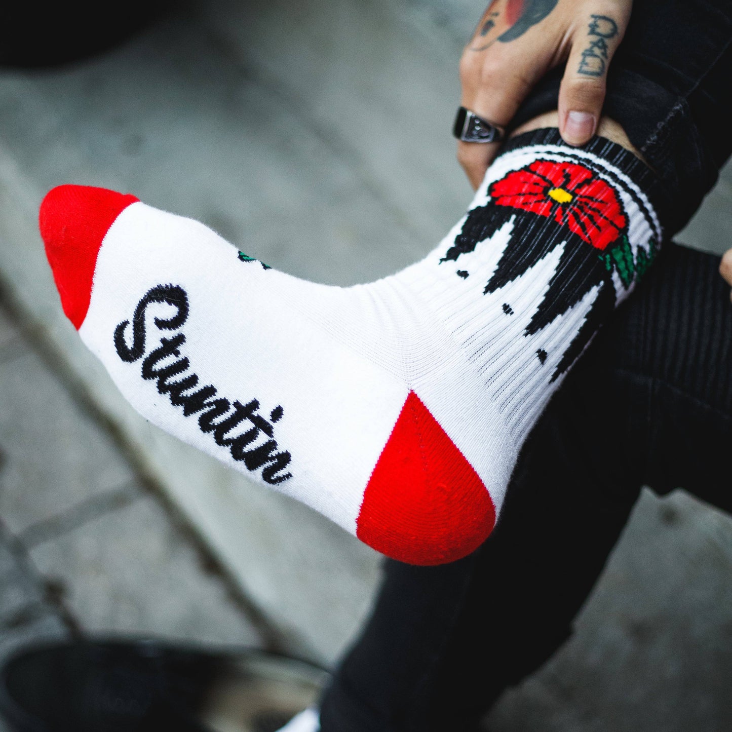 Geometric Flower White Socks