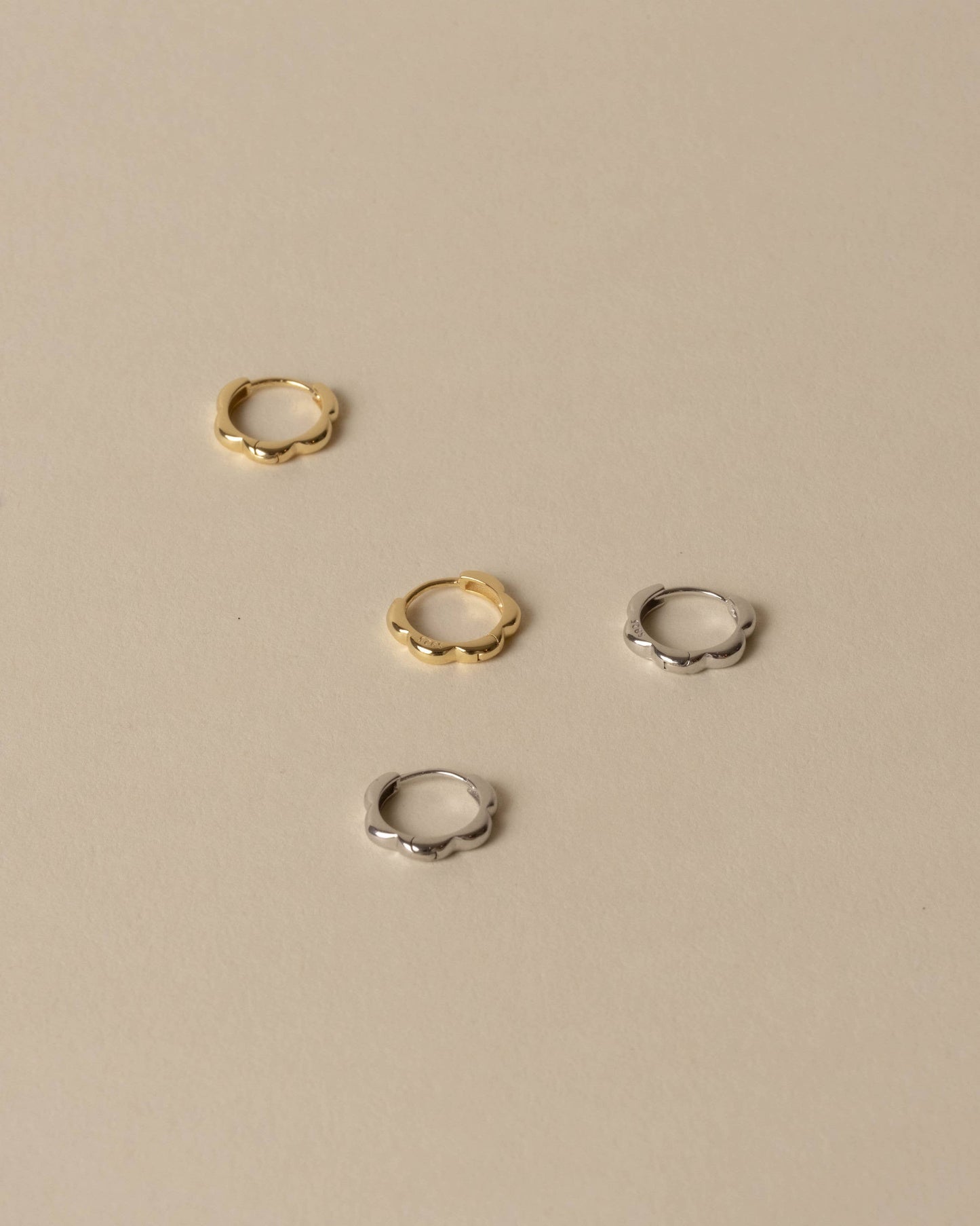 Ali Scalloped Huggie Hoops Silver