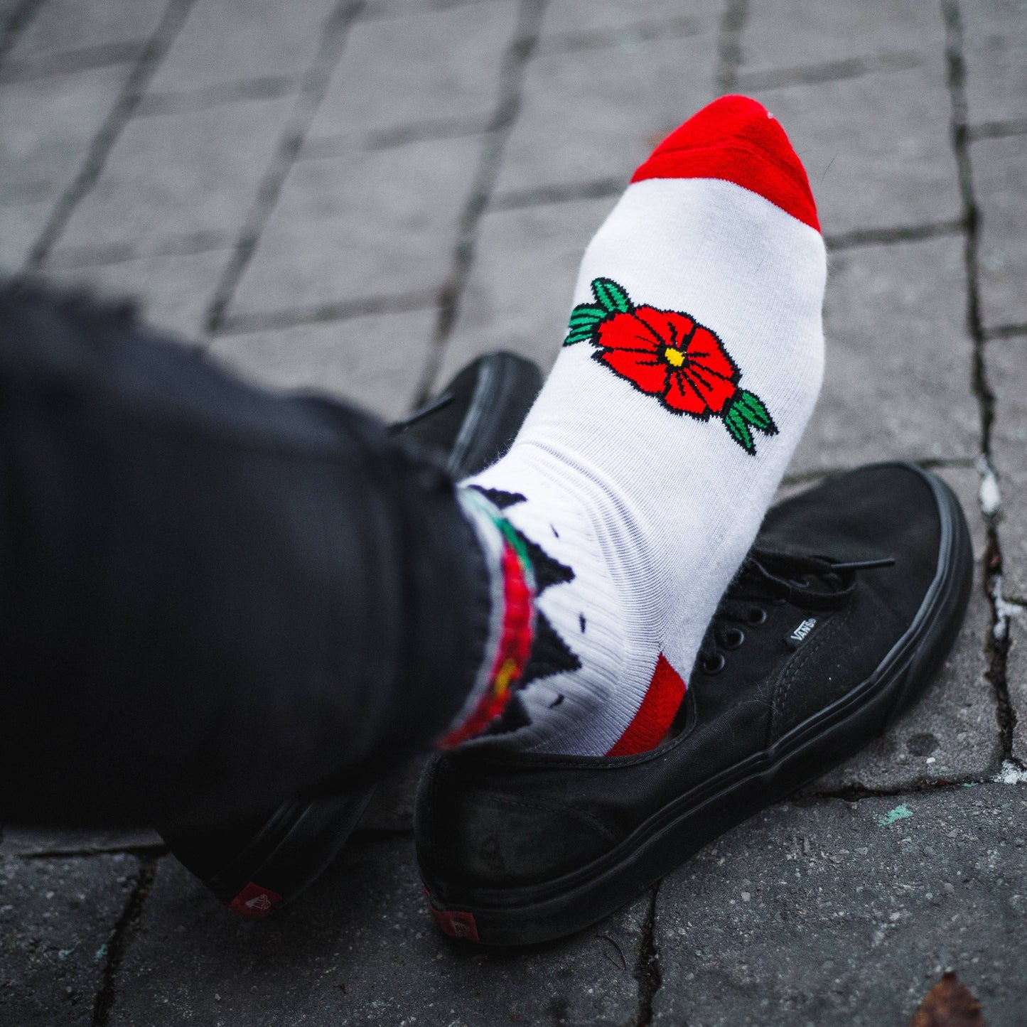 Geometric Flower White Socks