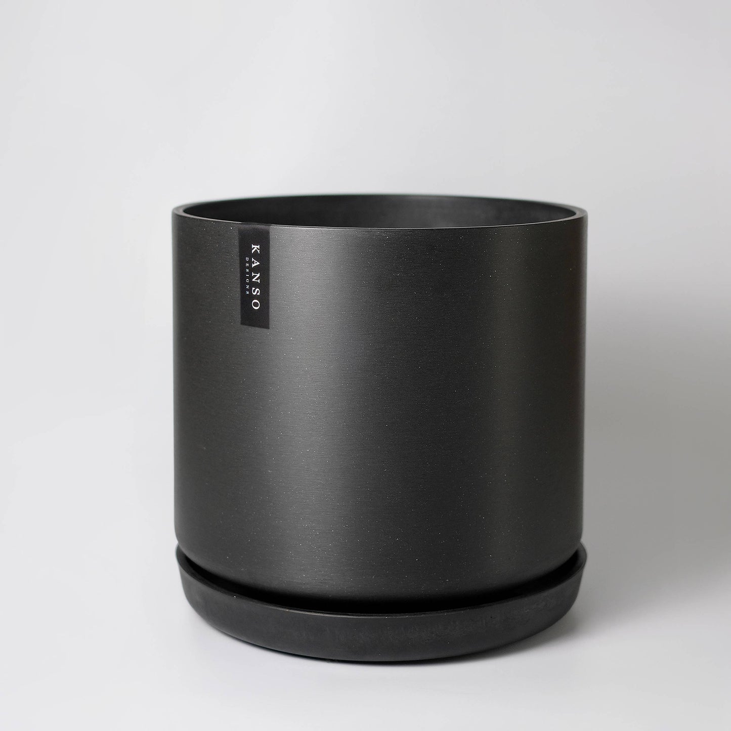 13" Black Kuro Planter & Saucer