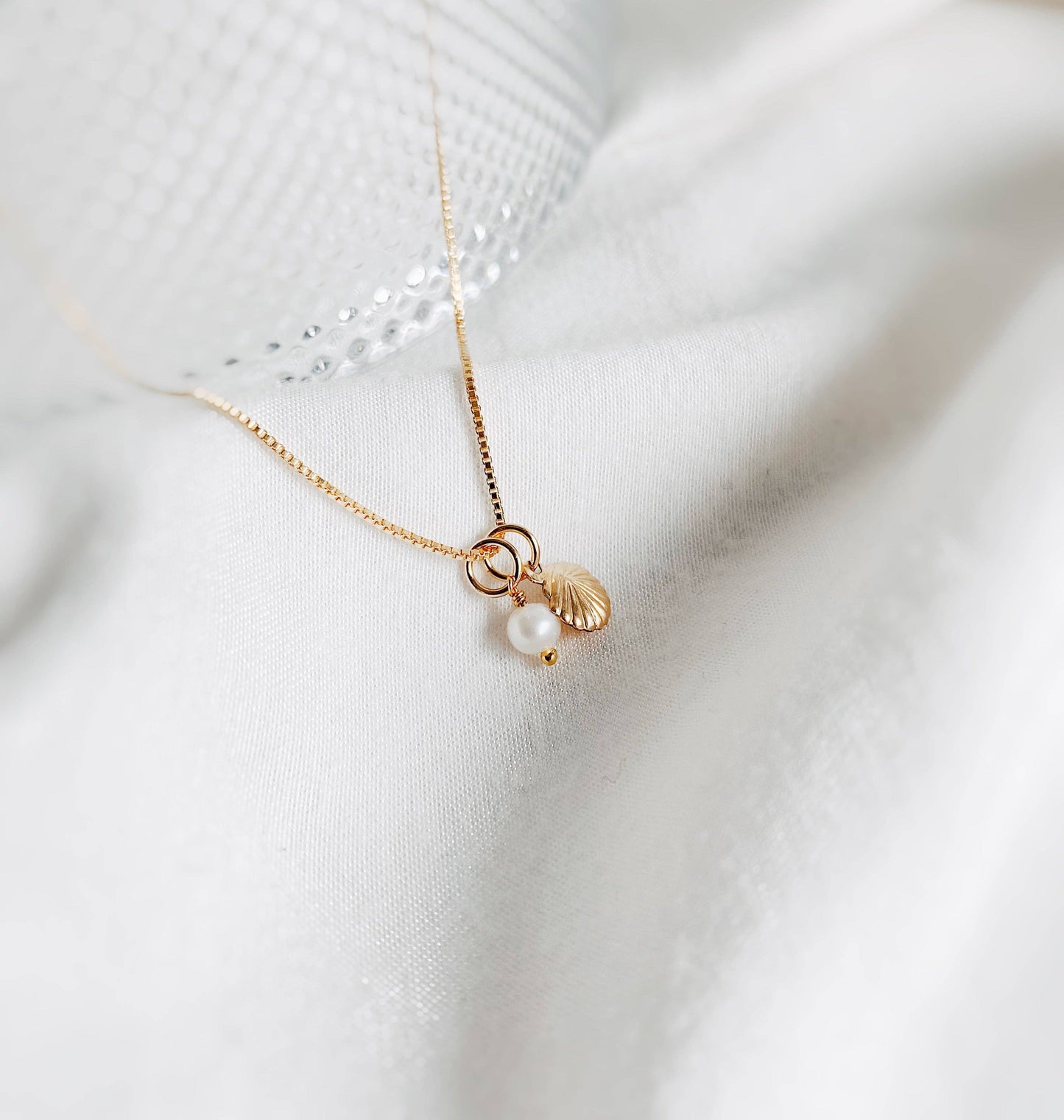 Pearl + Shell Pendant Necklace