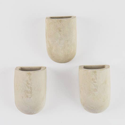 MAGNETIC PLANT POTS