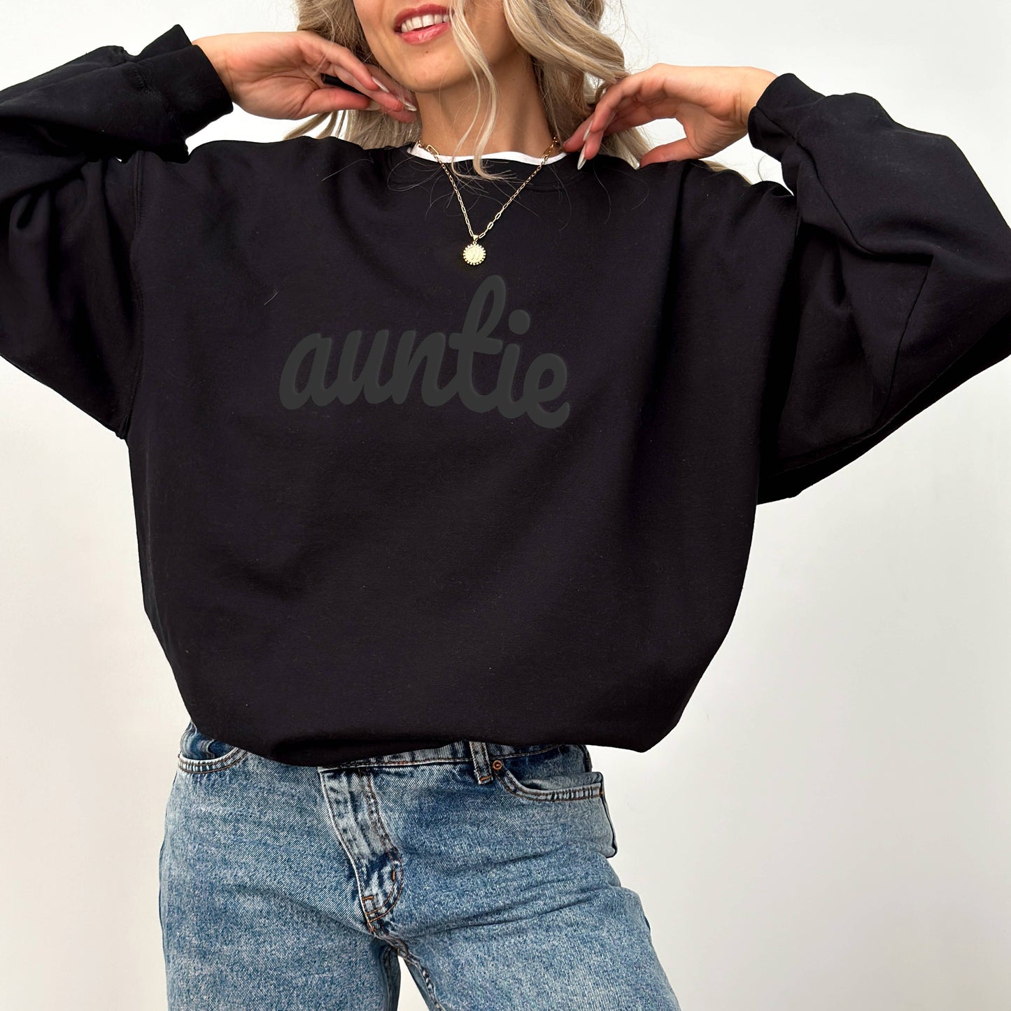 Auntie Crewneck Sweatshirt Puff Print