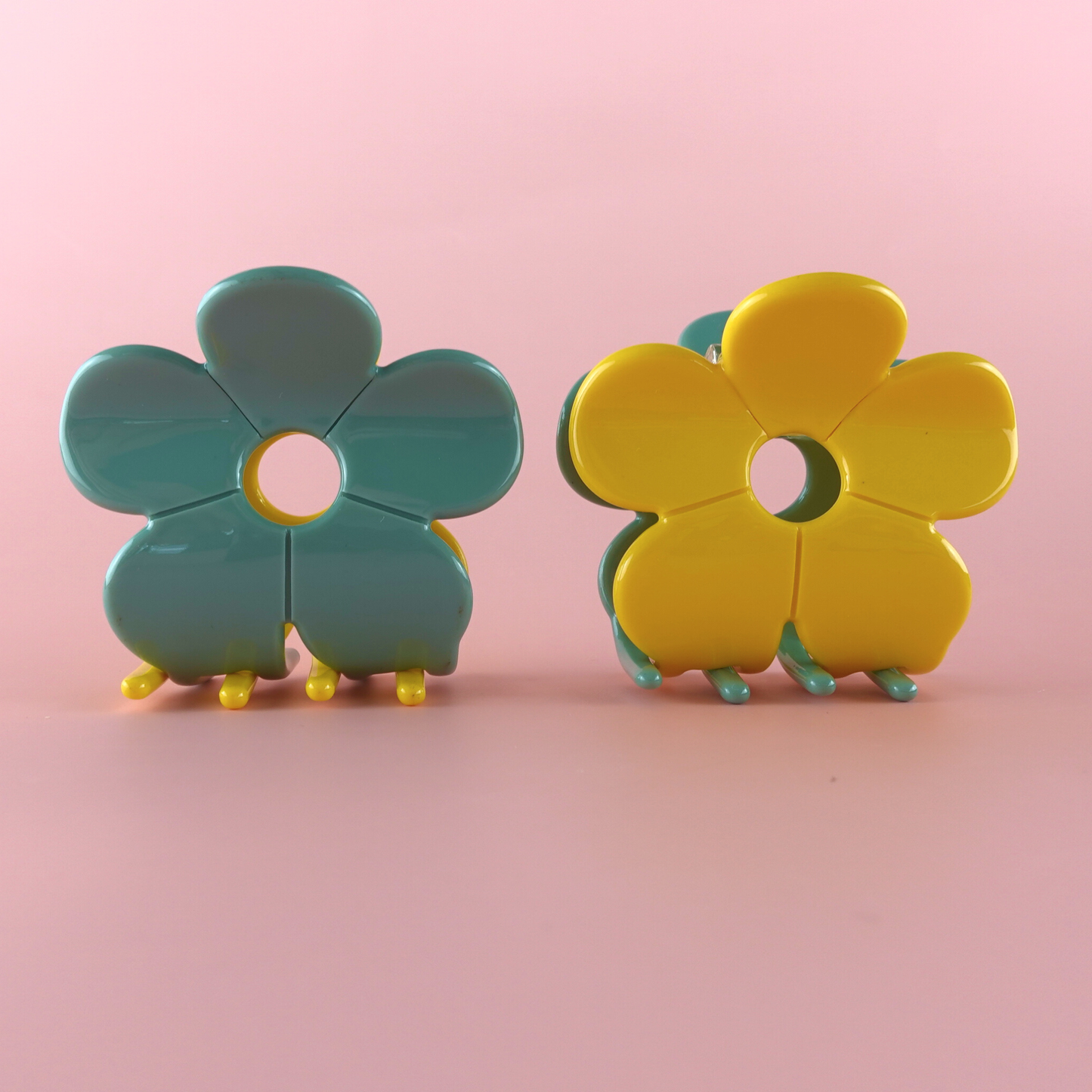 Hanami Cellulose Acetate Flower Hair Claw Clips