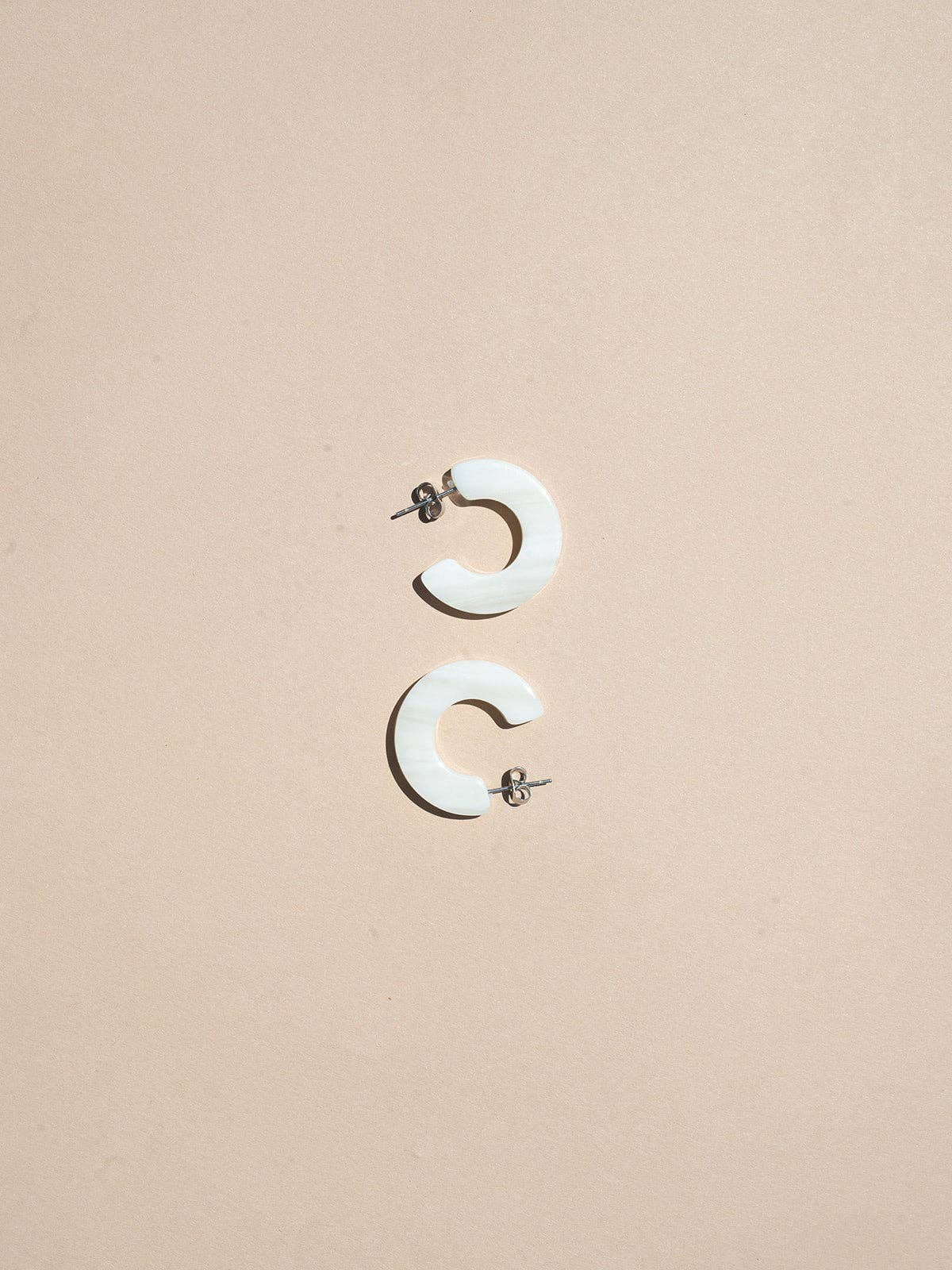 A R Twenty Two Shells Ray Hoops - Shell – Twenty-Two Stones Lifestyle Boutique
