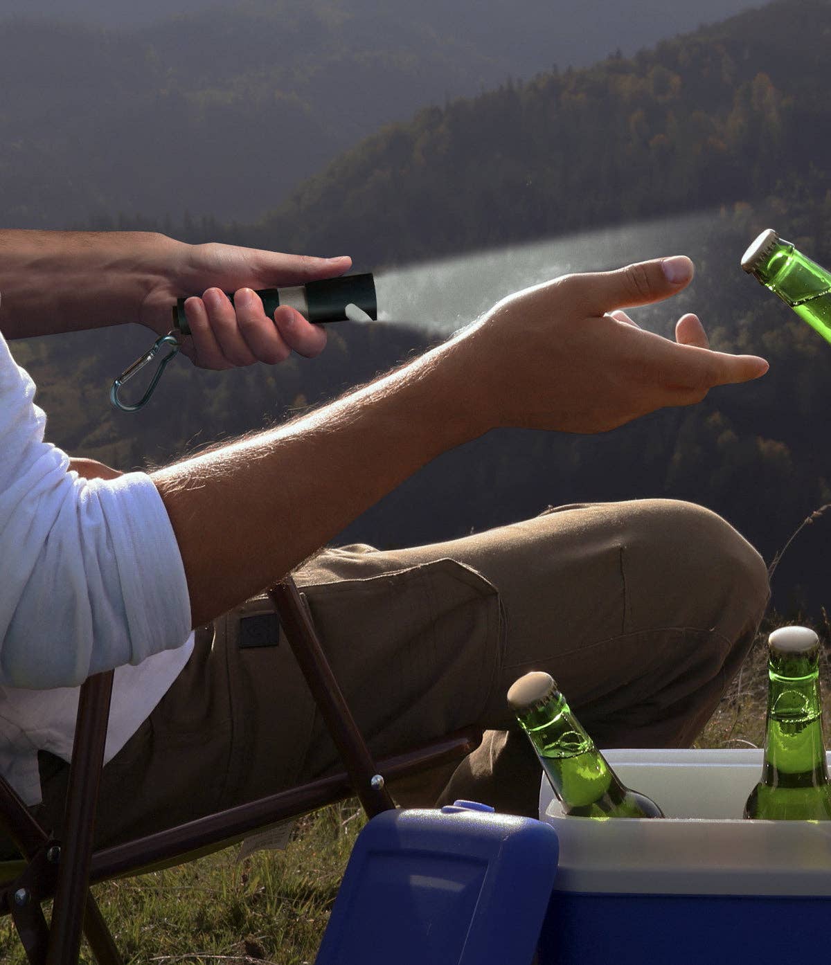 Bunk House Nightcap 2-In-1 Flashlight & Bottle Opener