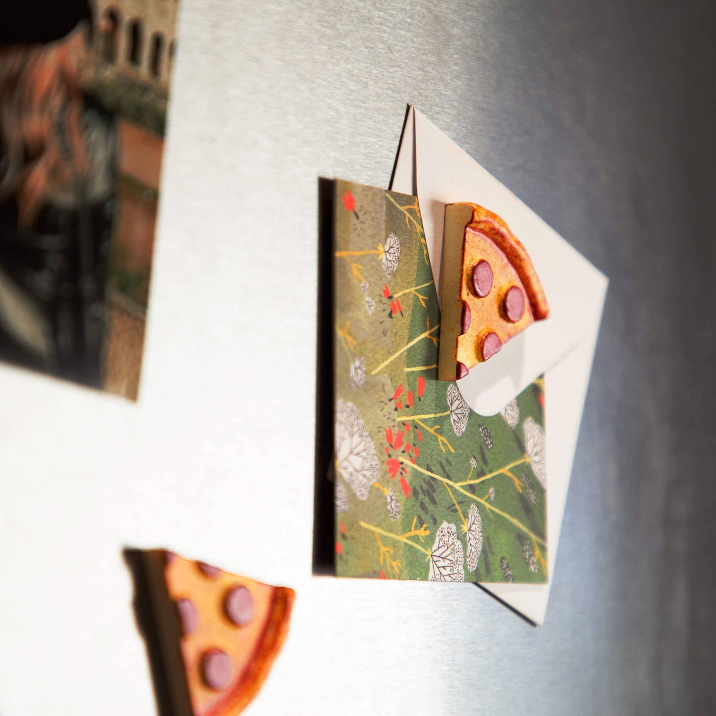Colorful PIZZA magnets ICONIC packaging s/4