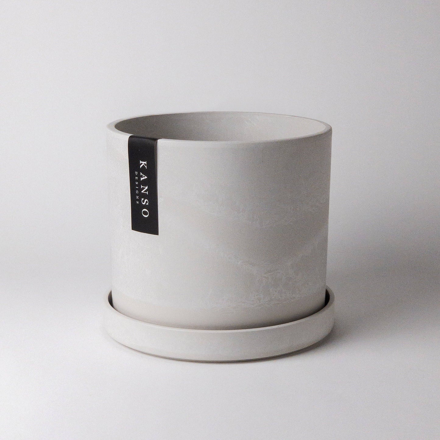 7"Signature Planters & Saucer  White Stone