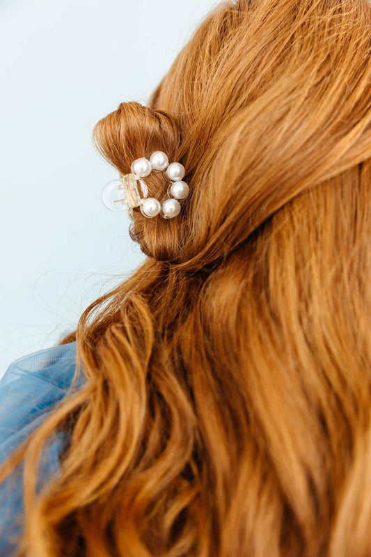 Pearl Claw Clip